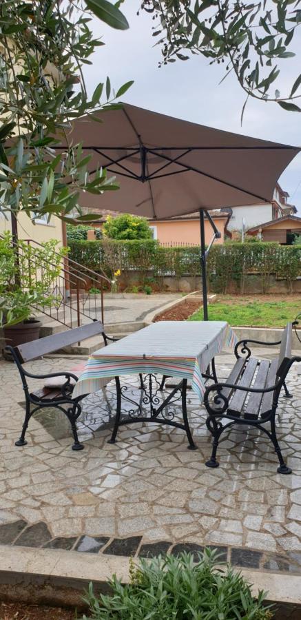 Apartman Lena Pula Exteriér fotografie