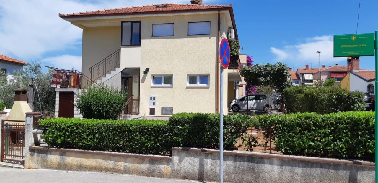 Apartman Lena Pula Exteriér fotografie